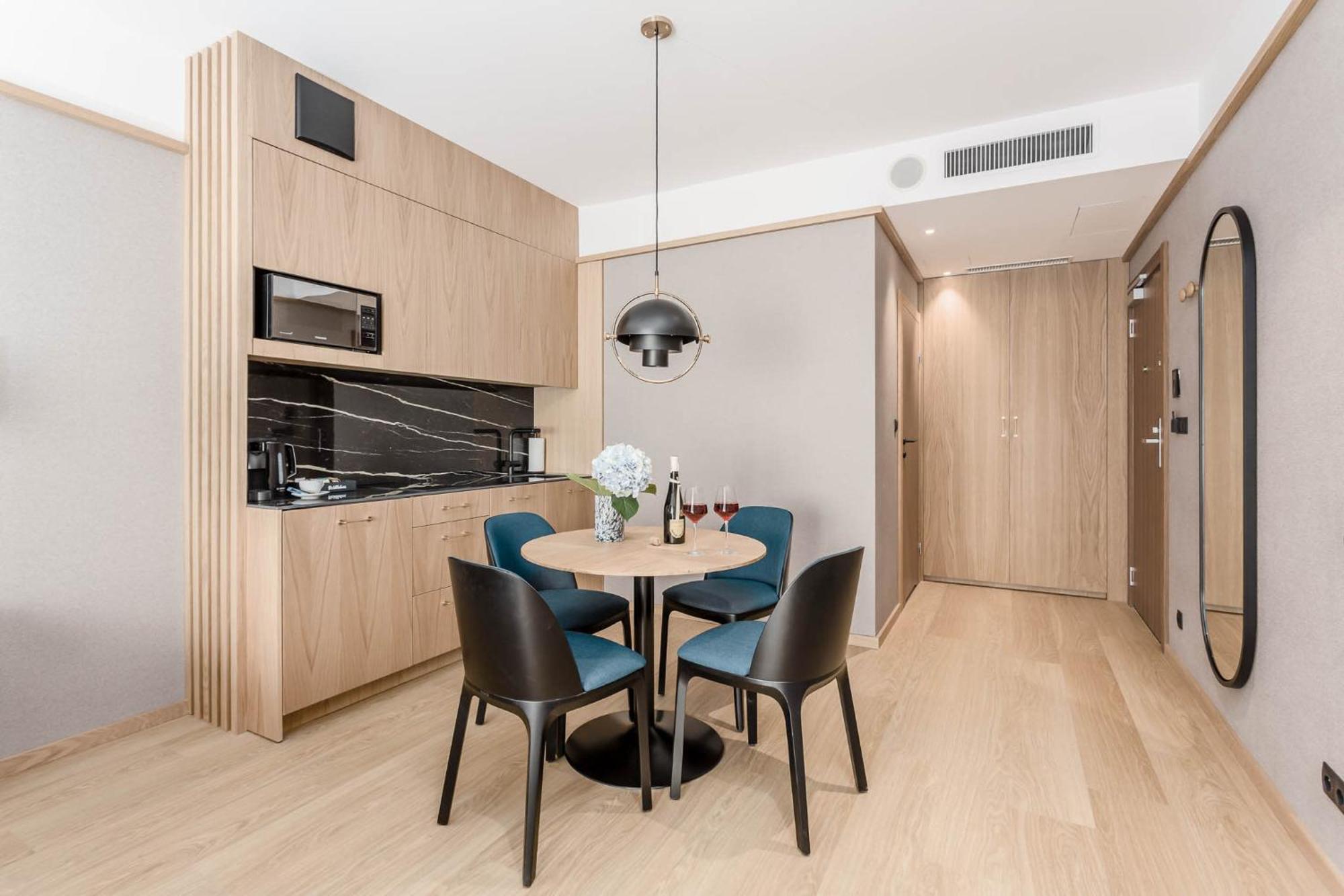 Deo Plaza - Apartamenty W Sercu Gdanska By Rent Like Home Exterior photo